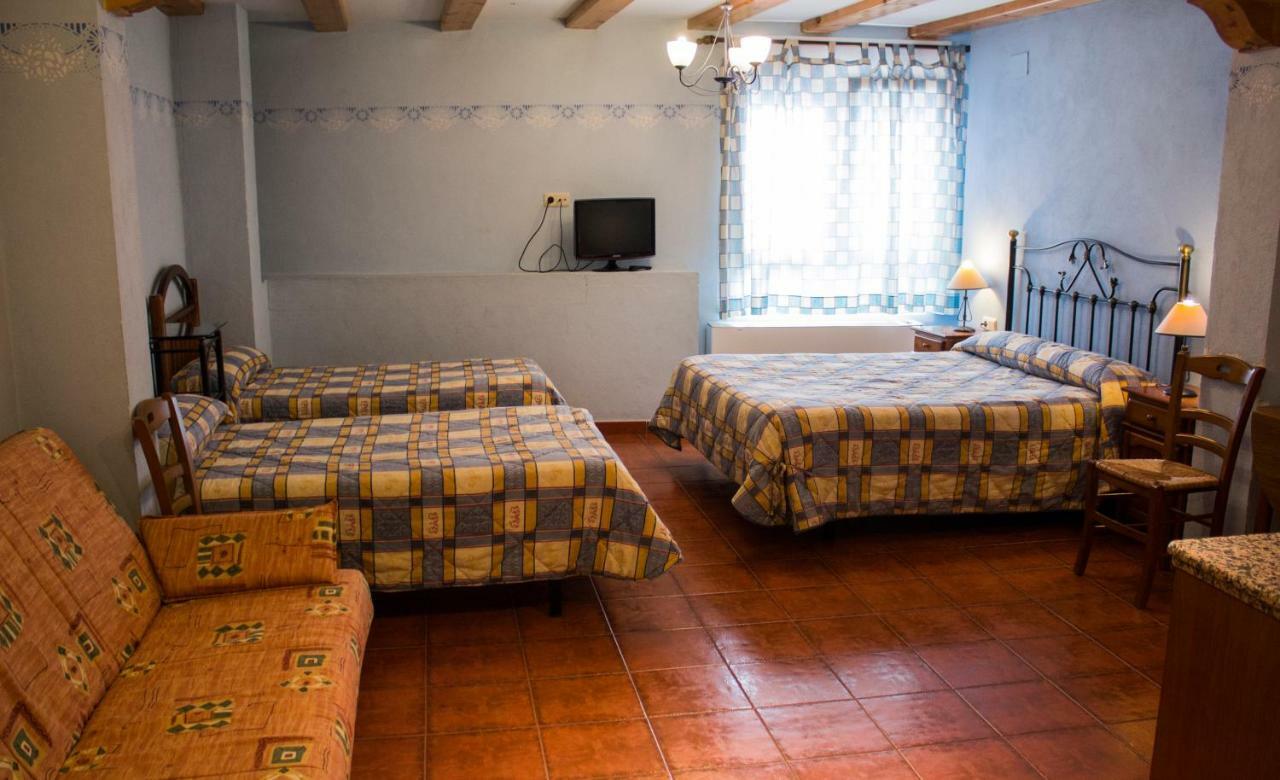 Pension Mariola Agres Экстерьер фото